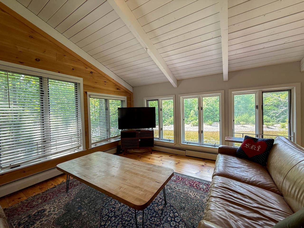 Modern Cabin Riverfront Retreat Near Attitash Mountain in Bartlett, New Hampshire