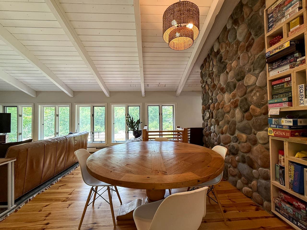 Modern Cabin Riverfront Retreat Near Attitash Mountain in Bartlett, New Hampshire