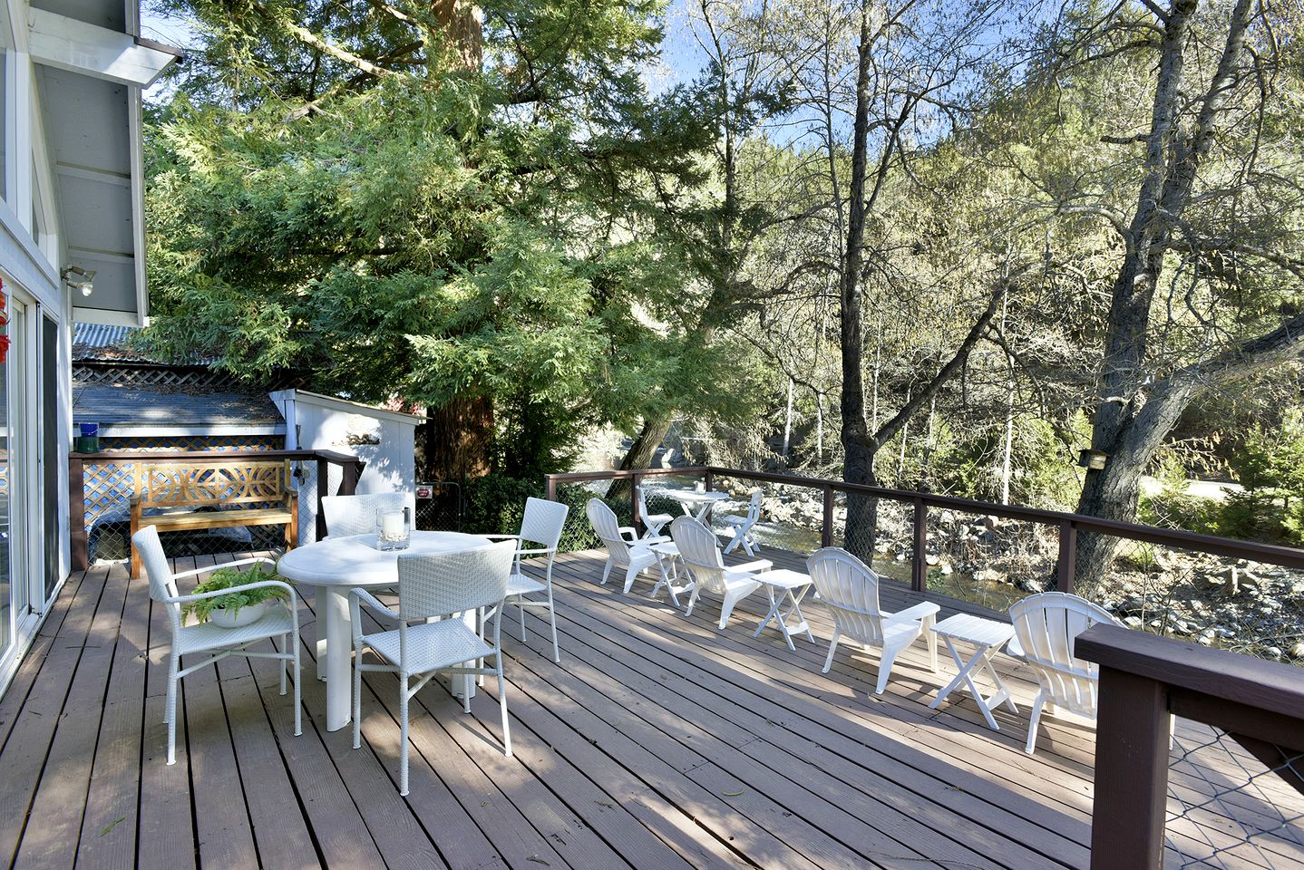 Gorgeous Cabin Close to Lake in Dunsmuir, California