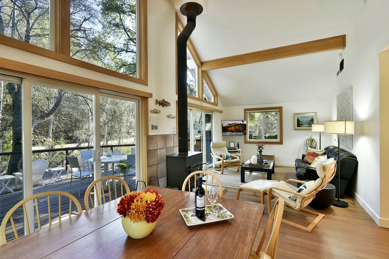 Cabins (United States of America, Dunsmuir, California)