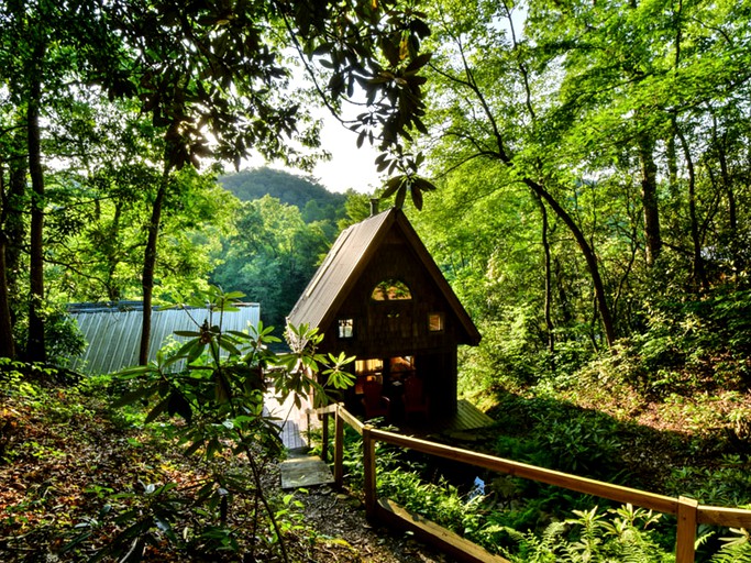 Cabins (Blue Ridge, Georgia, United States)