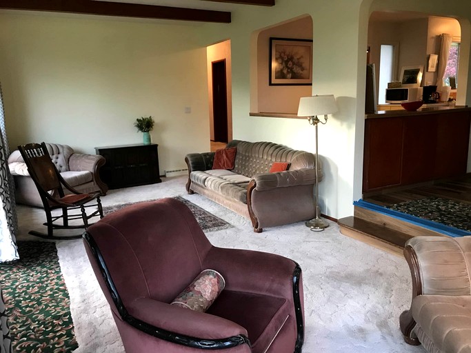 Vacation Rentals (Canada, --, --)