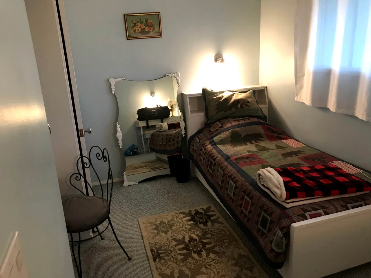 Charming Riverfront Stay Surrounded by Nature in British Columbia, Canada