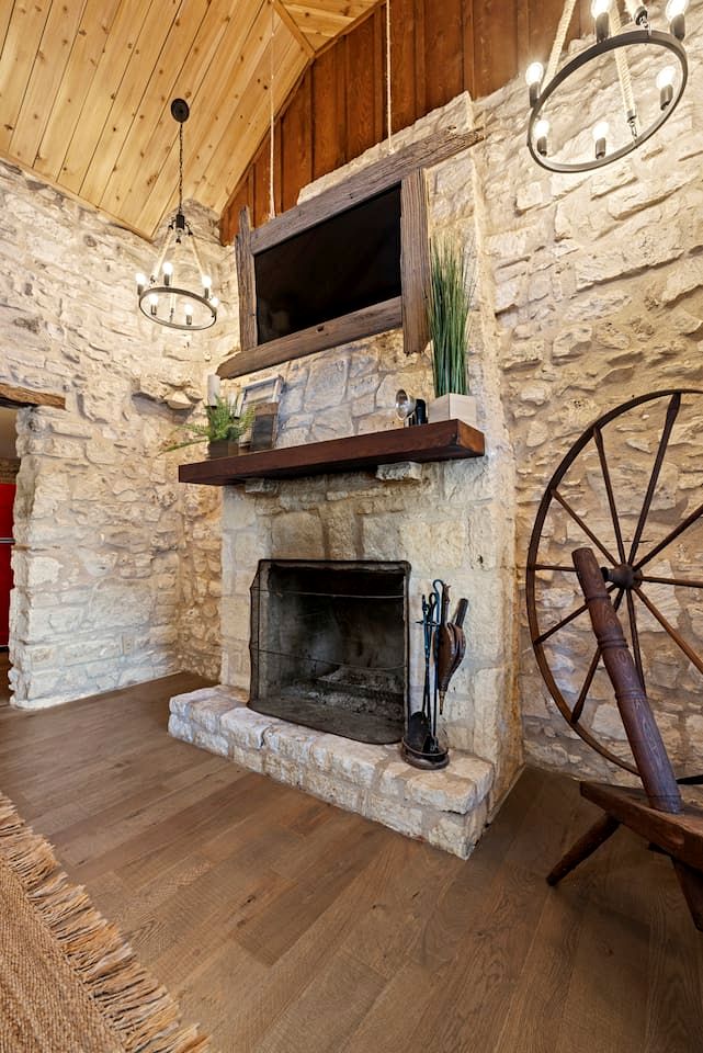 Whimsical Historic Homestead with Arcade & Ridge Views near Downtown Fredericksburg, Texas