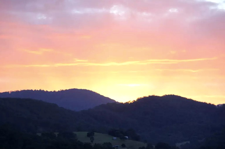 Vacation Rentals (Caffreys Flat, New South Wales, Australia)