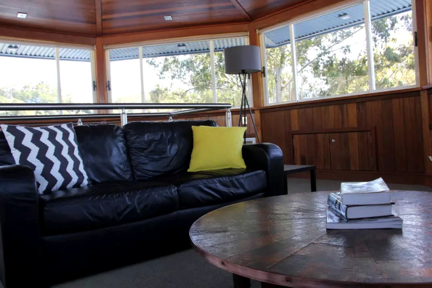 Rotating Cottage Rental with Panoramic Views in Caffrey's Flat, New South Wales