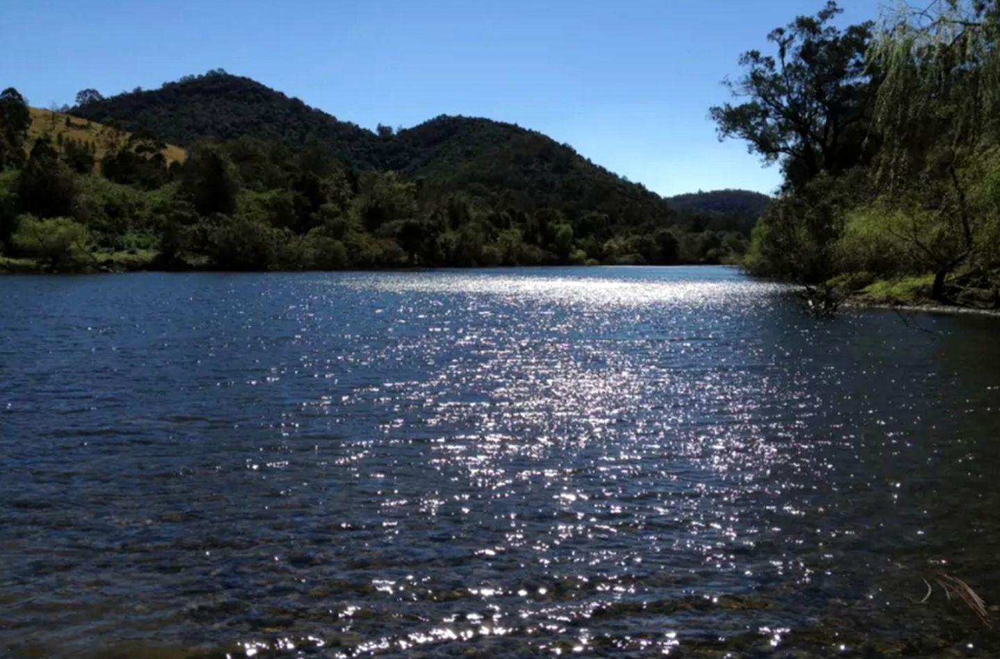 Rotating Cottage Rental with Panoramic Views in Caffrey's Flat, New South Wales