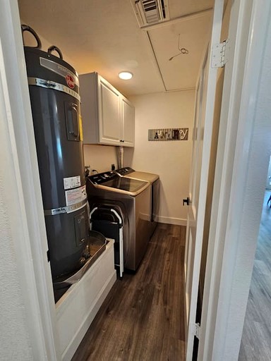 Cabins (United States of America, Big River, California)