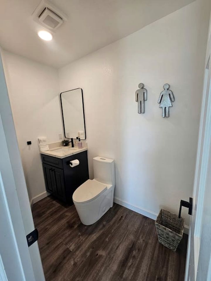 Unique Round Cabin Ideal for Groups Getaways in California