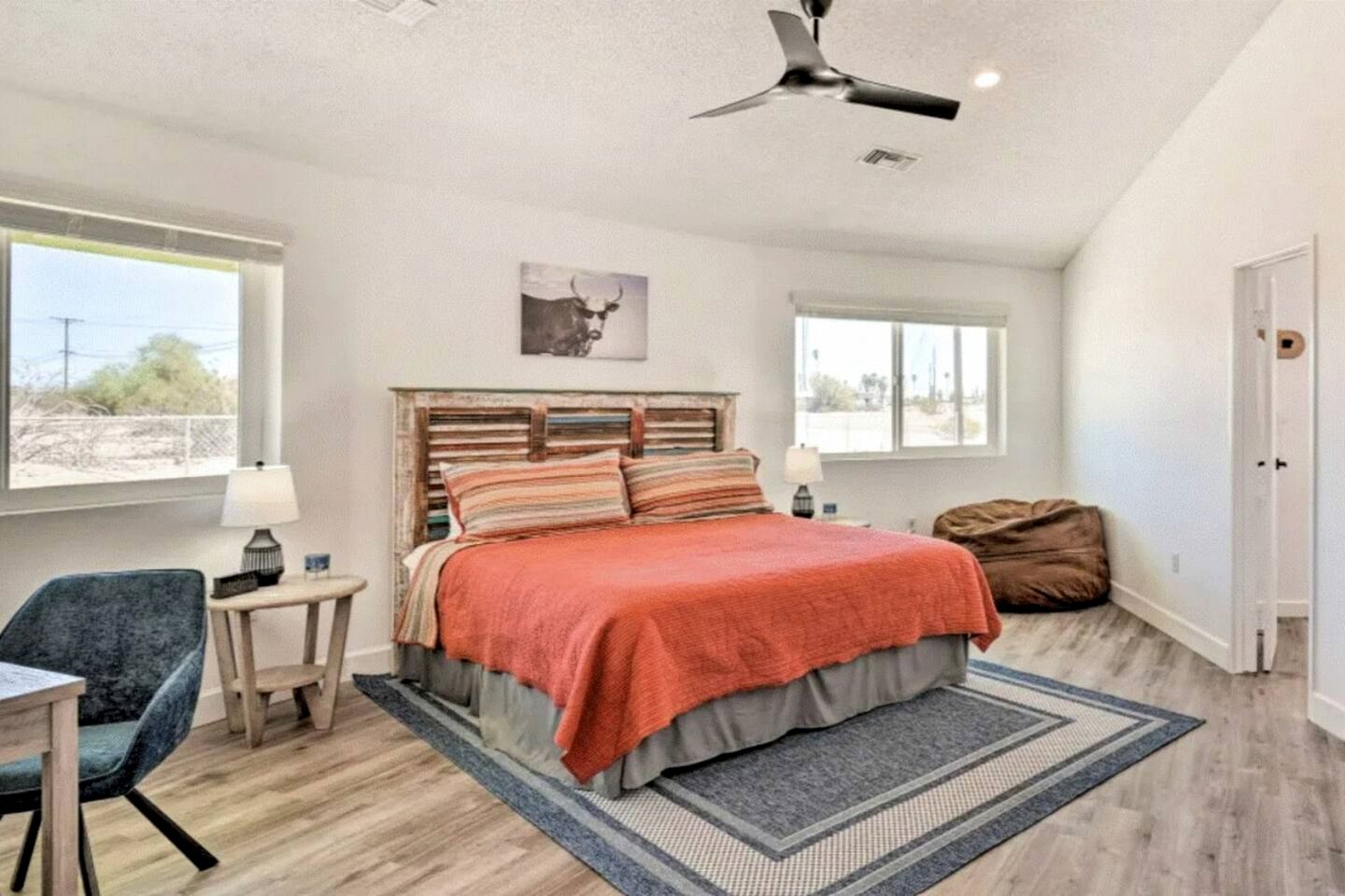 Unique Round Cabin Ideal for Groups Getaways in California