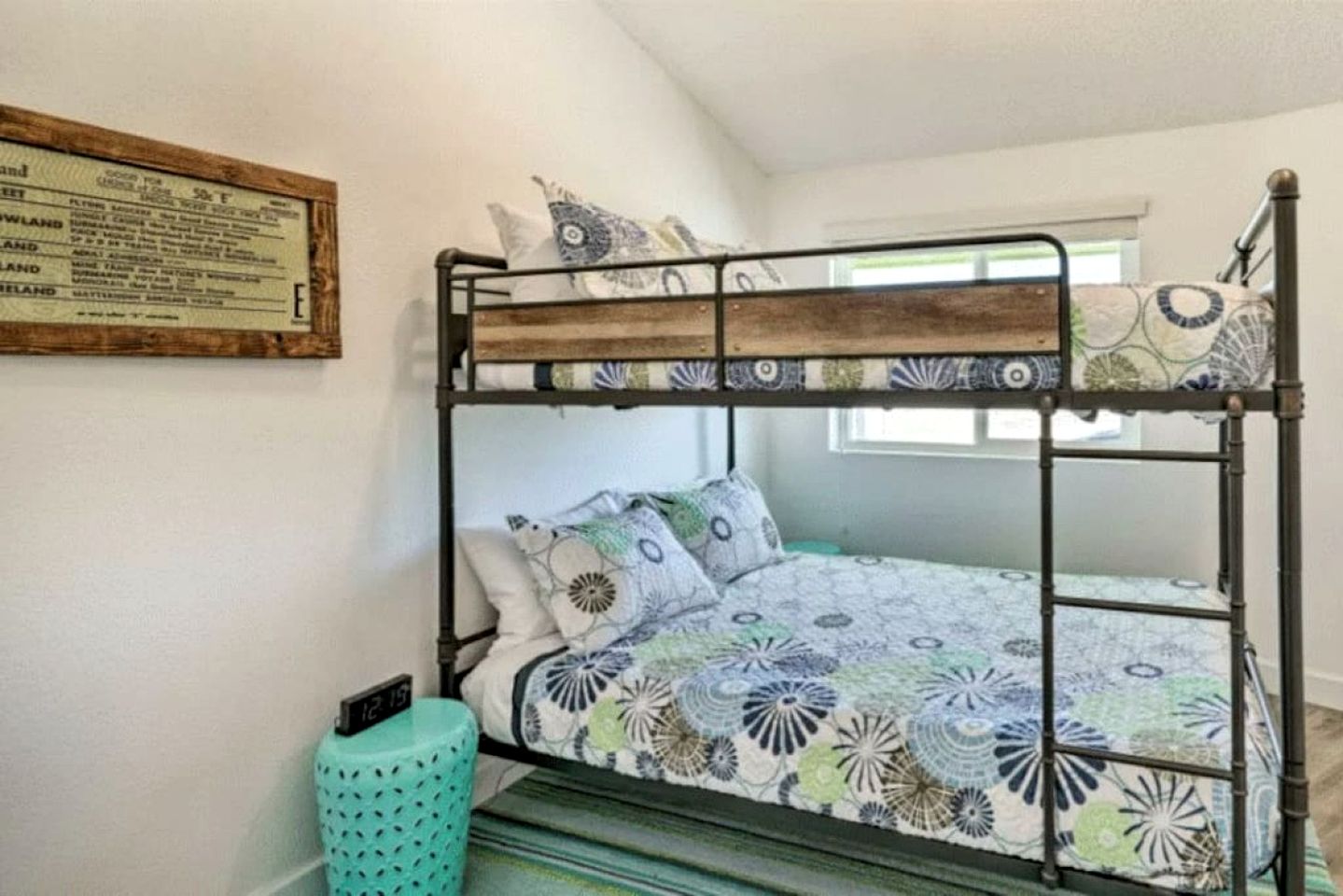 Unique Round Cabin Ideal for Groups Getaways in California