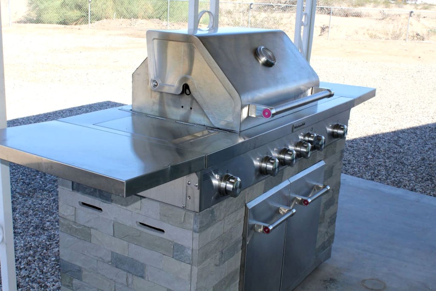 Unique Round Cabin Ideal for Groups Getaways in California