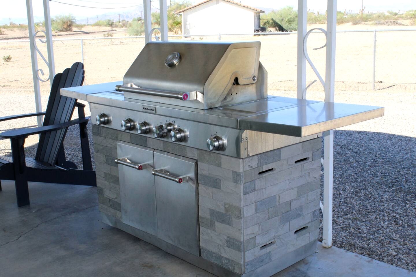 Unique Round Cabin Ideal for Groups Getaways in California