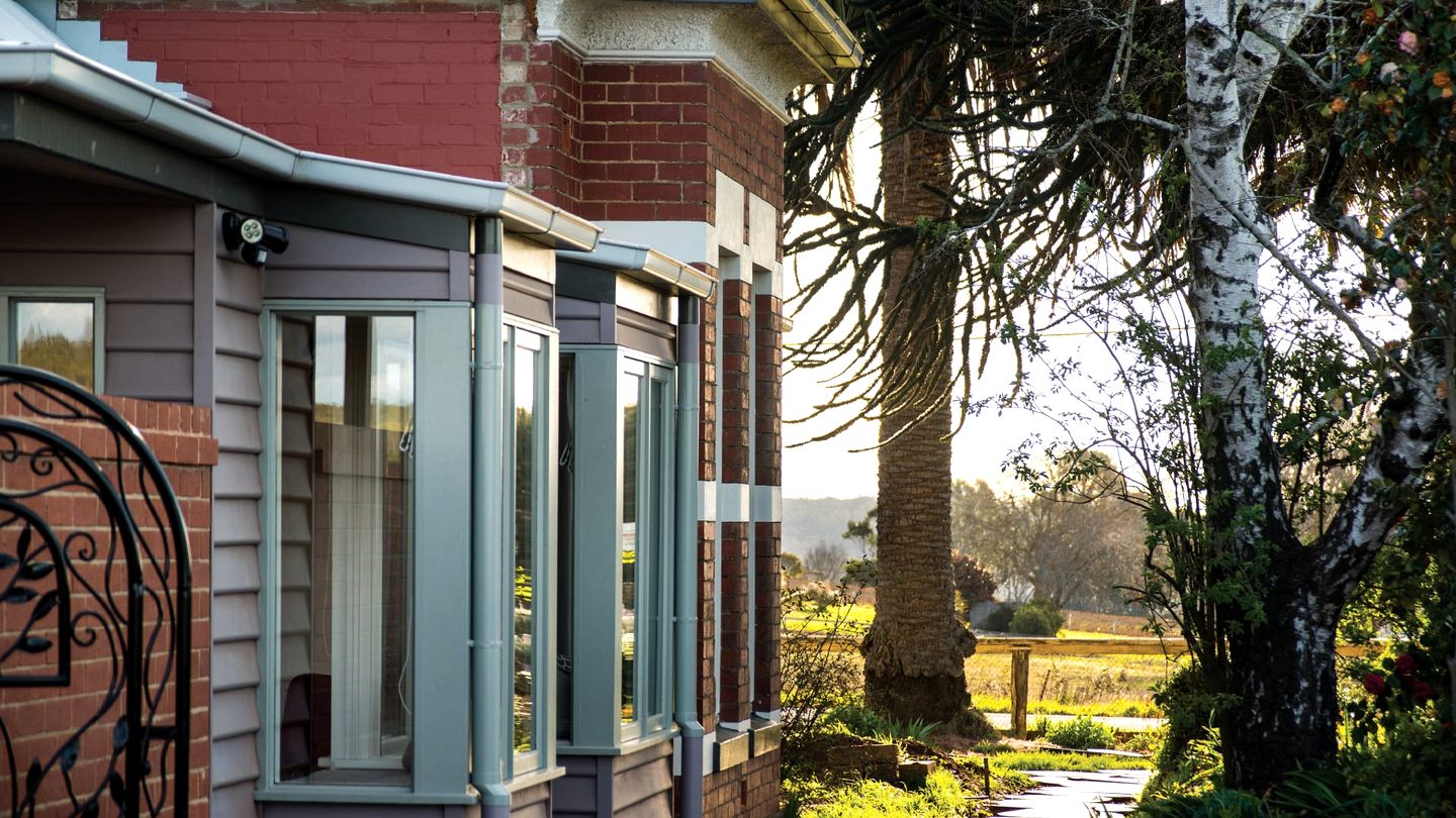 Luminous Elegant Rental with Patio and Landscape Views in Victoria