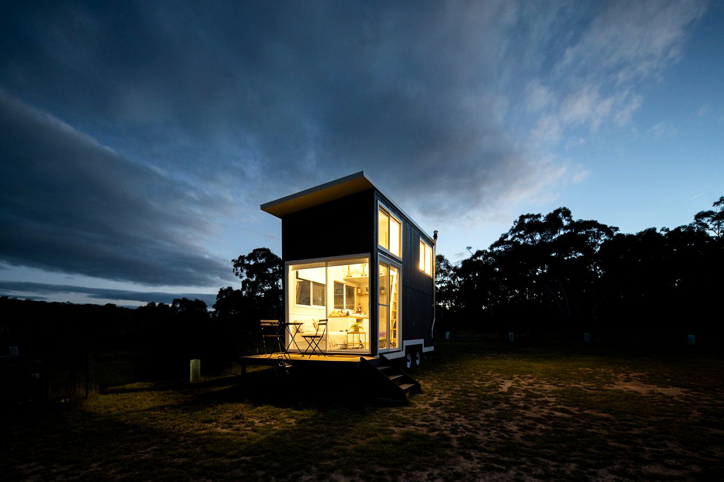 Peaceful Tiny House Rental on a Horse Farm for Glamping near Canberra