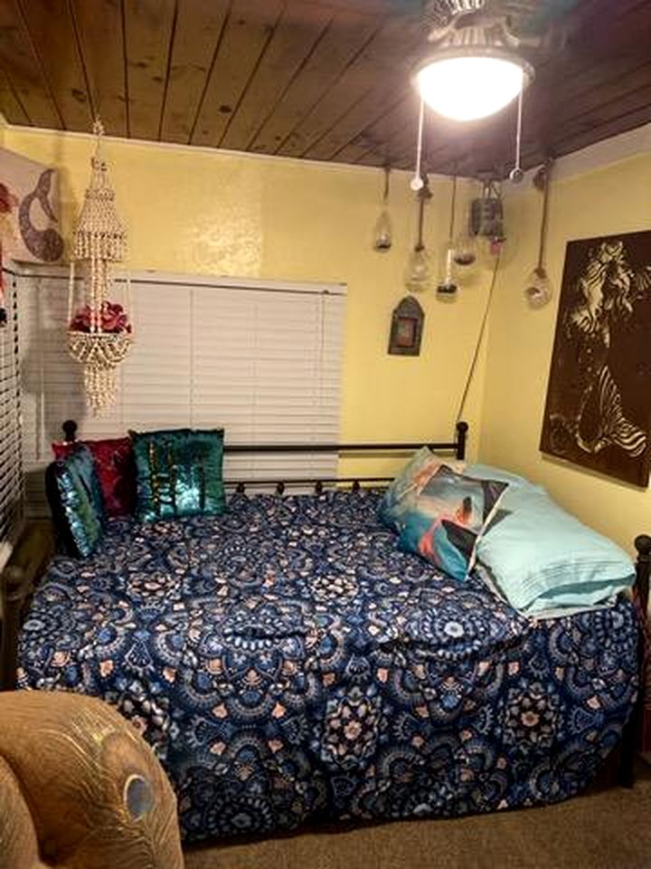 Whimsical Mermaid Retreat with Private Deck in Bacliff, Texas