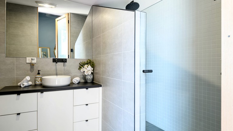 Cabins (Australia, Daylesford, Victoria)