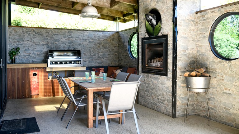 Cabins (Australia, Daylesford, Victoria)