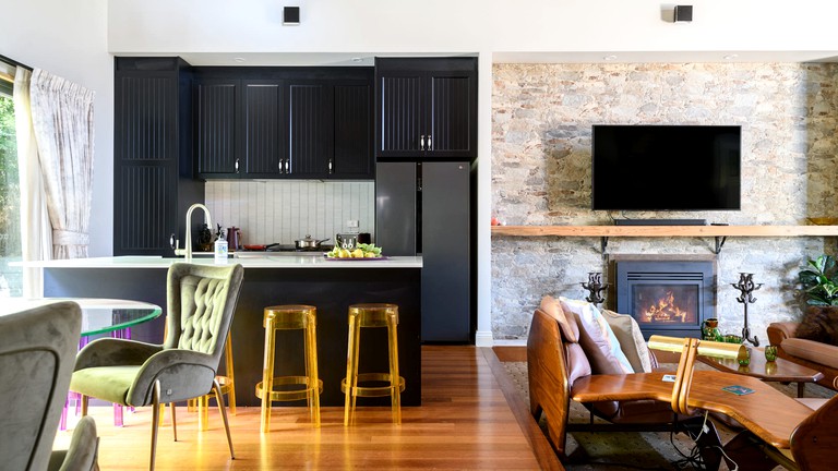 Cabins (Australia, Daylesford, Victoria)