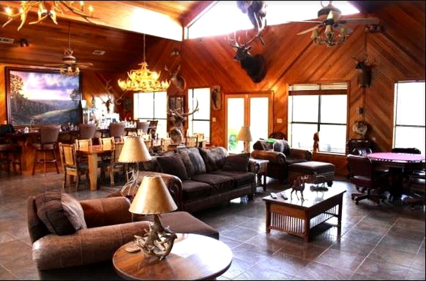 Spacious Vacation Rental with Stunning Views near Woodville, Mississippi