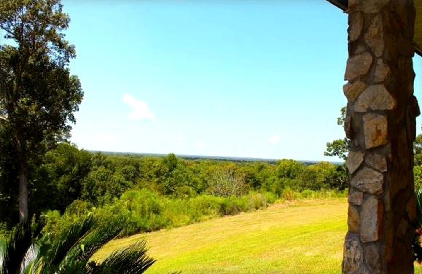 Spacious Vacation Rental with Stunning Views near Woodville, Mississippi