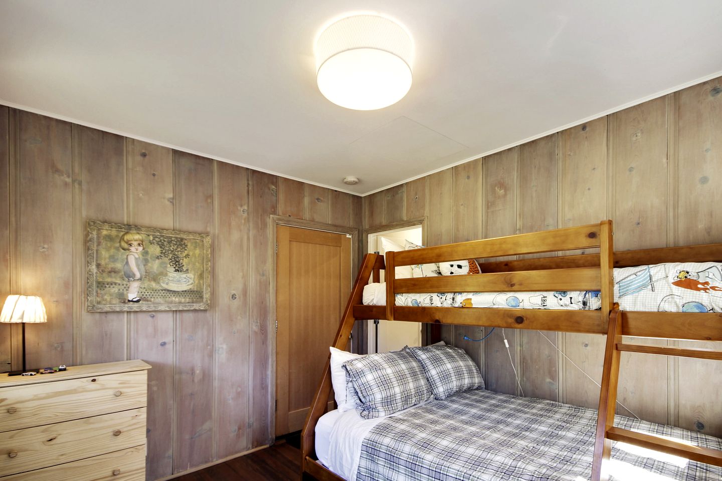 Stunning Cottage with Hot-tub in Guerneville, California