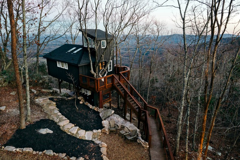 Tree Houses (United States of America, Rising Fawn, Georgia)