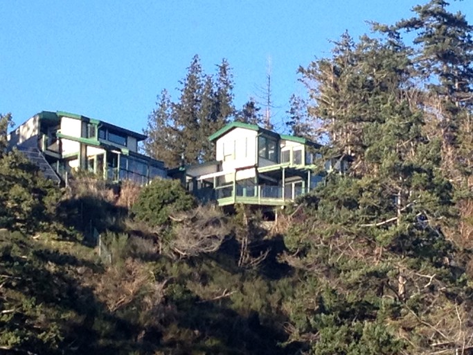 Nature Lodges (Lund, British Columbia, Canada)