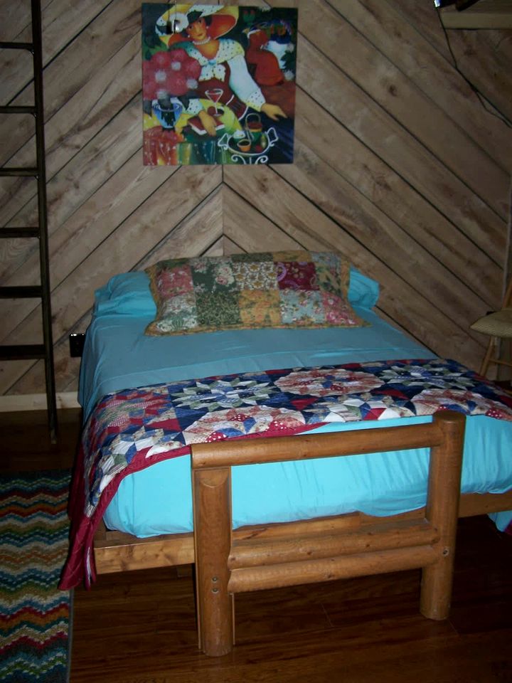 Secluded Sedona Tiny House in Woods Near Lake | Fire Pit, Hammocks, Full Kitchen & Breakfast