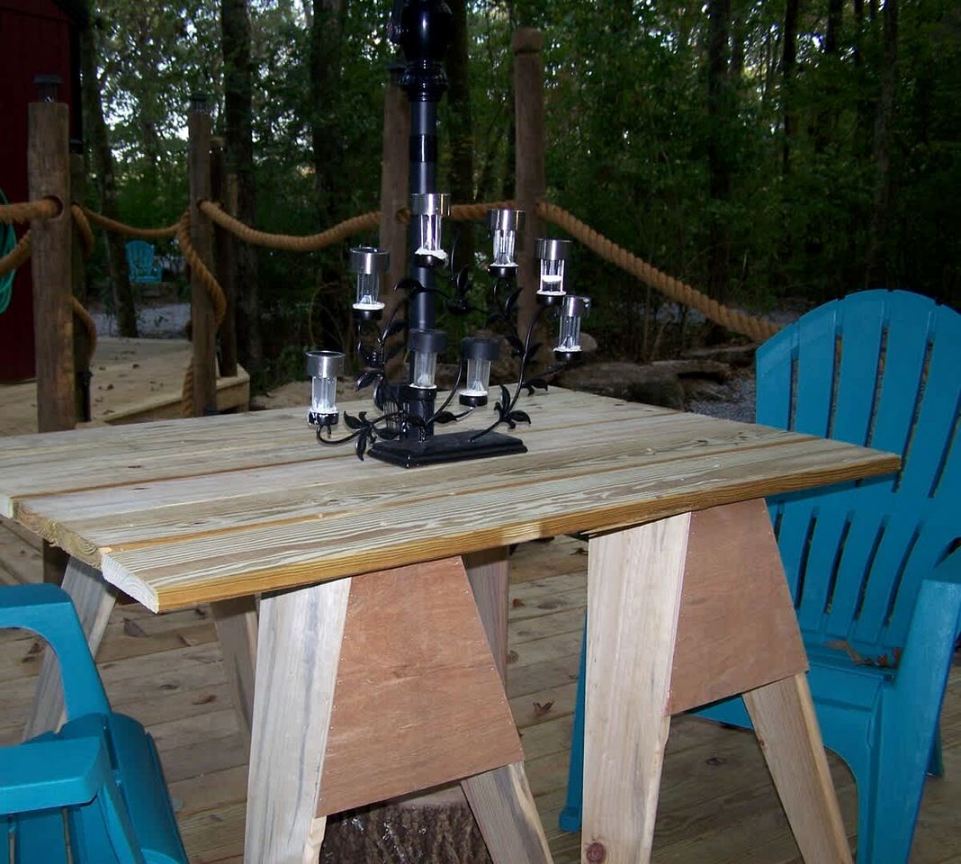 Secluded Sedona Tiny House in Woods Near Lake | Fire Pit, Hammocks, Full Kitchen & Breakfast