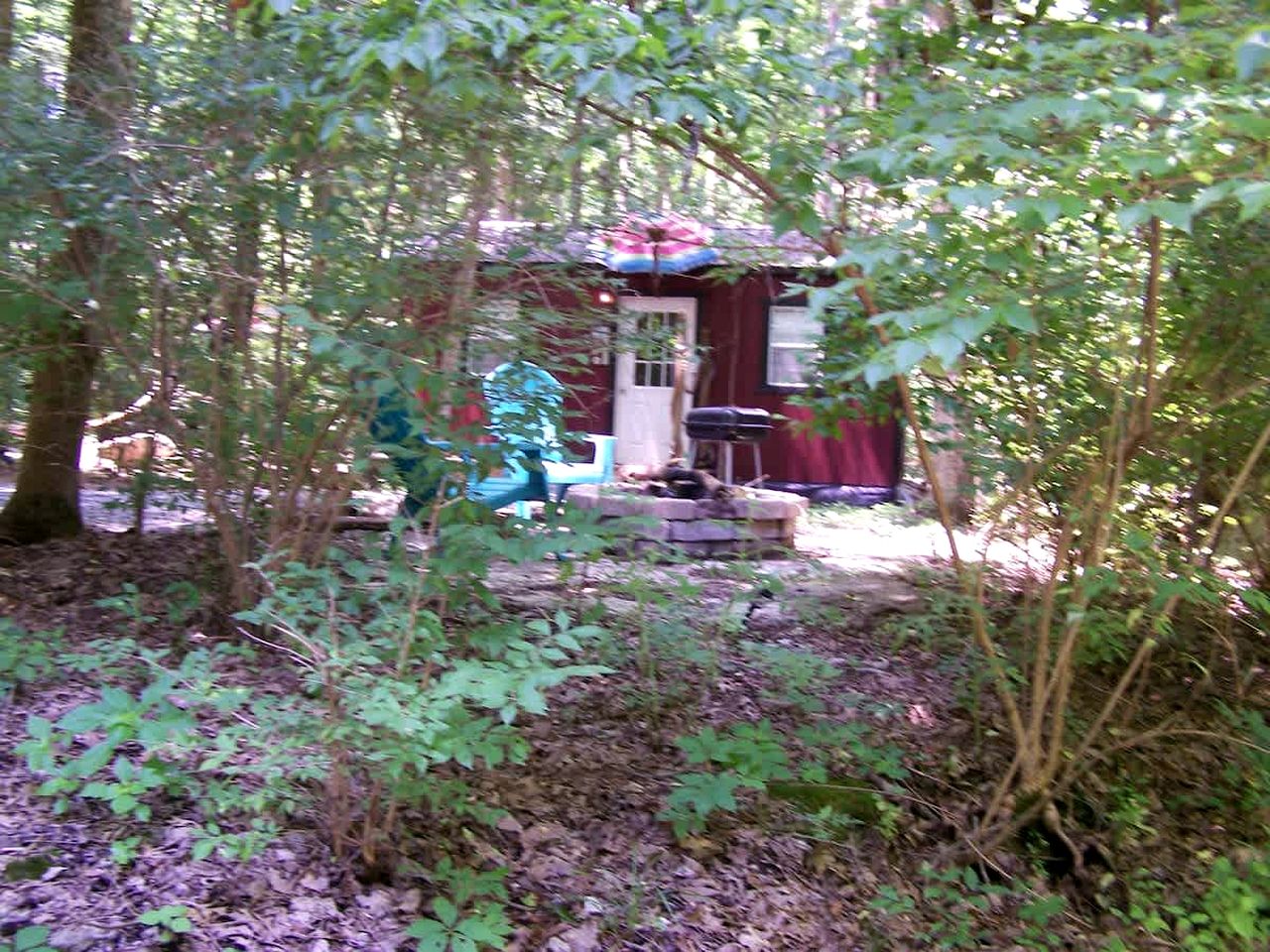 Secluded Sedona Tiny House in Woods Near Lake | Fire Pit, Hammocks, Full Kitchen & Breakfast