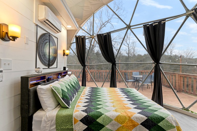 Domes (United States of America, Broken Bow, Oklahoma)