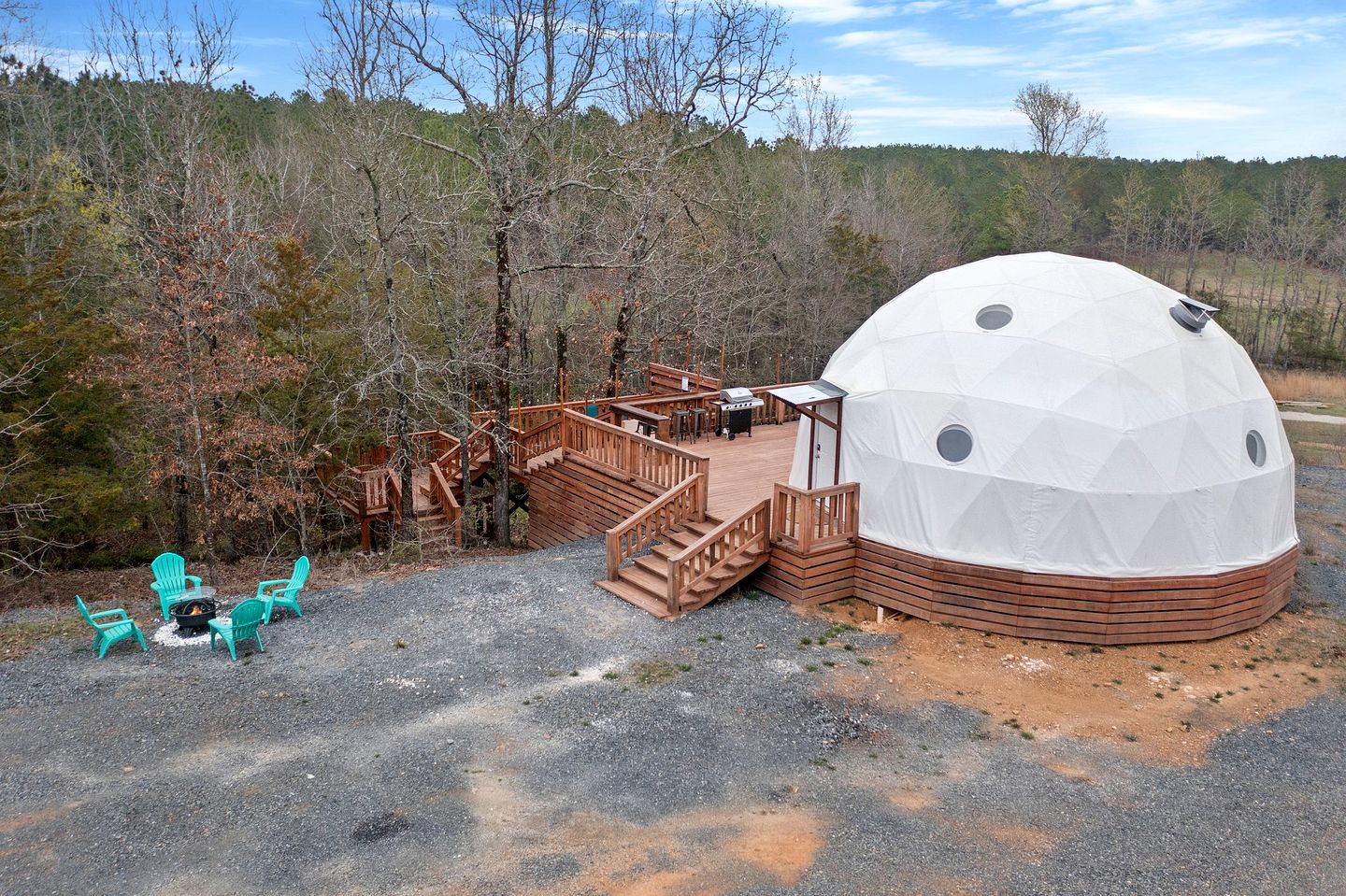 Peaceful Forest Dome Retreat with Hot Tub & Private Deck in Broken Bow, Oklahoma
