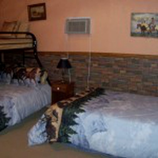 Nature Lodges (Canton, Texas, United States)