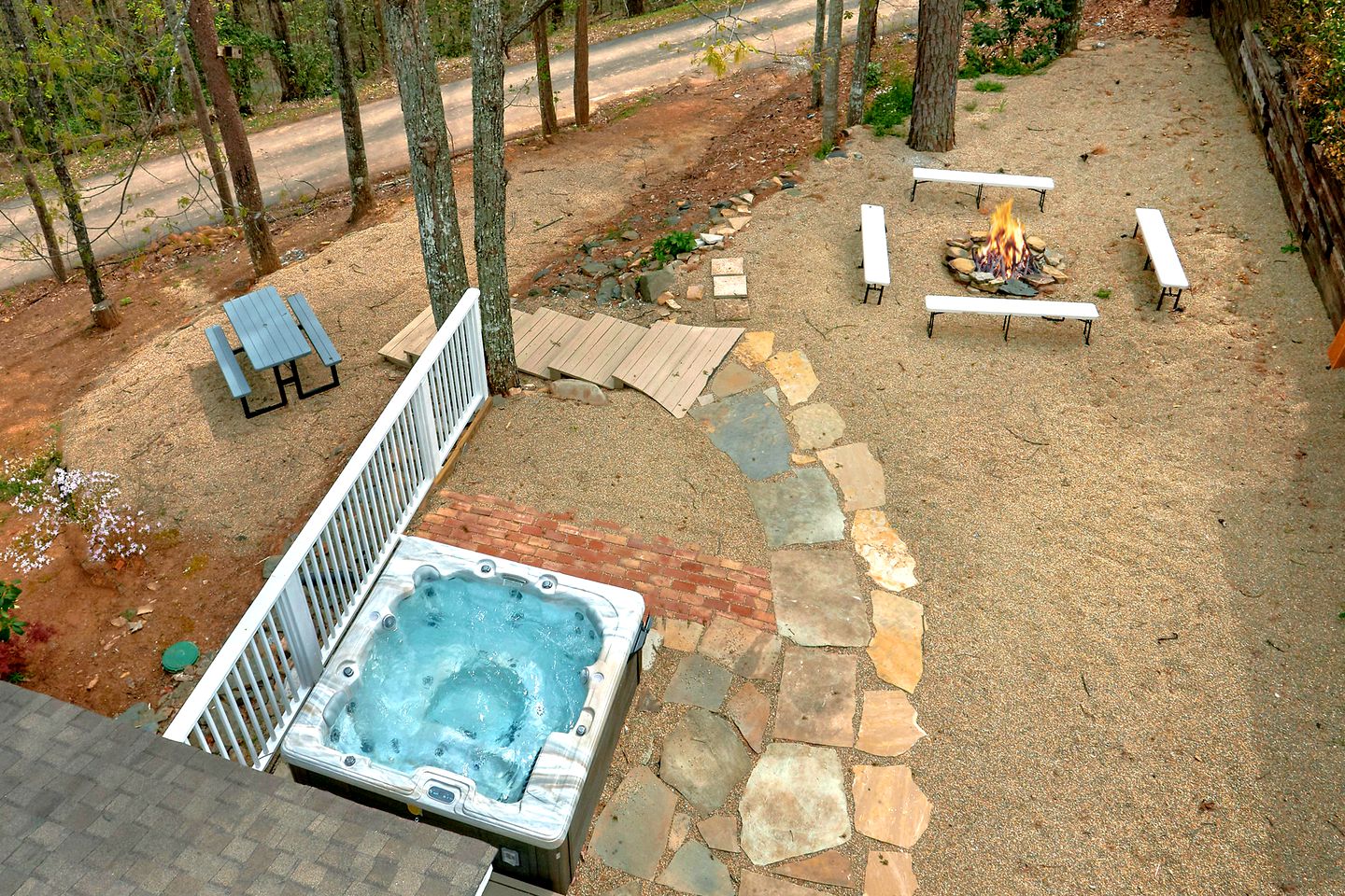 Large Vacation Rental in Gatlinburg, Tennessee, Perfect for Family Gatherings near the Great Smoky Mountains