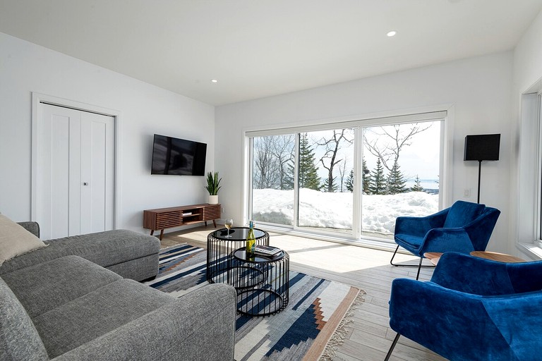 Cottages (Canada, Les Éboulements, Quebec)