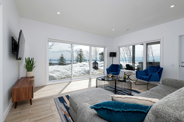 Cottages (Canada, Les Éboulements, Quebec)