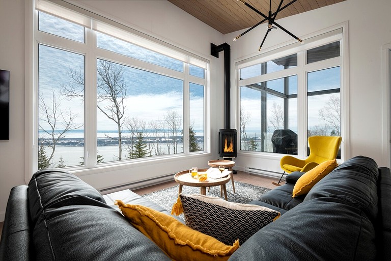 Cottages (Canada, Les Éboulements, Quebec)