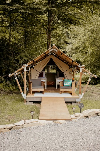 Safari Tents (United States of America, Erwin, Tennessee)