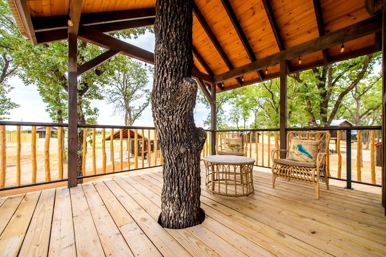 Tree Houses (United States of America, Elm Mott, Texas)