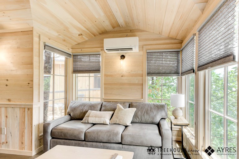 Tree Houses (United States of America, Gatlinburg, Tennessee)