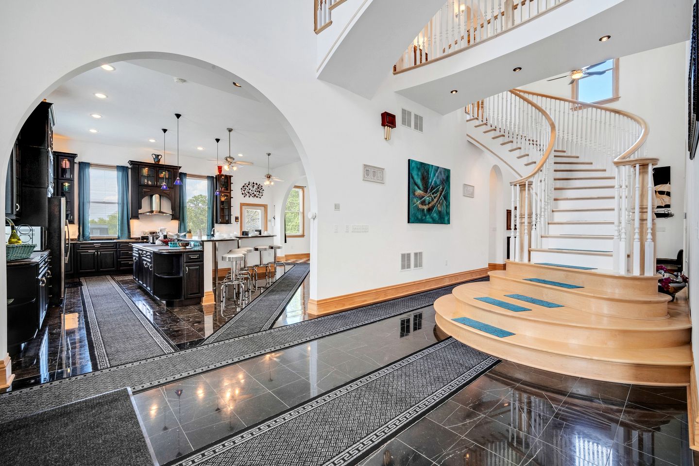 Gorgeous Secludued Villa Nestled Amidst Trees in Fort Atkinson, Wisconsin