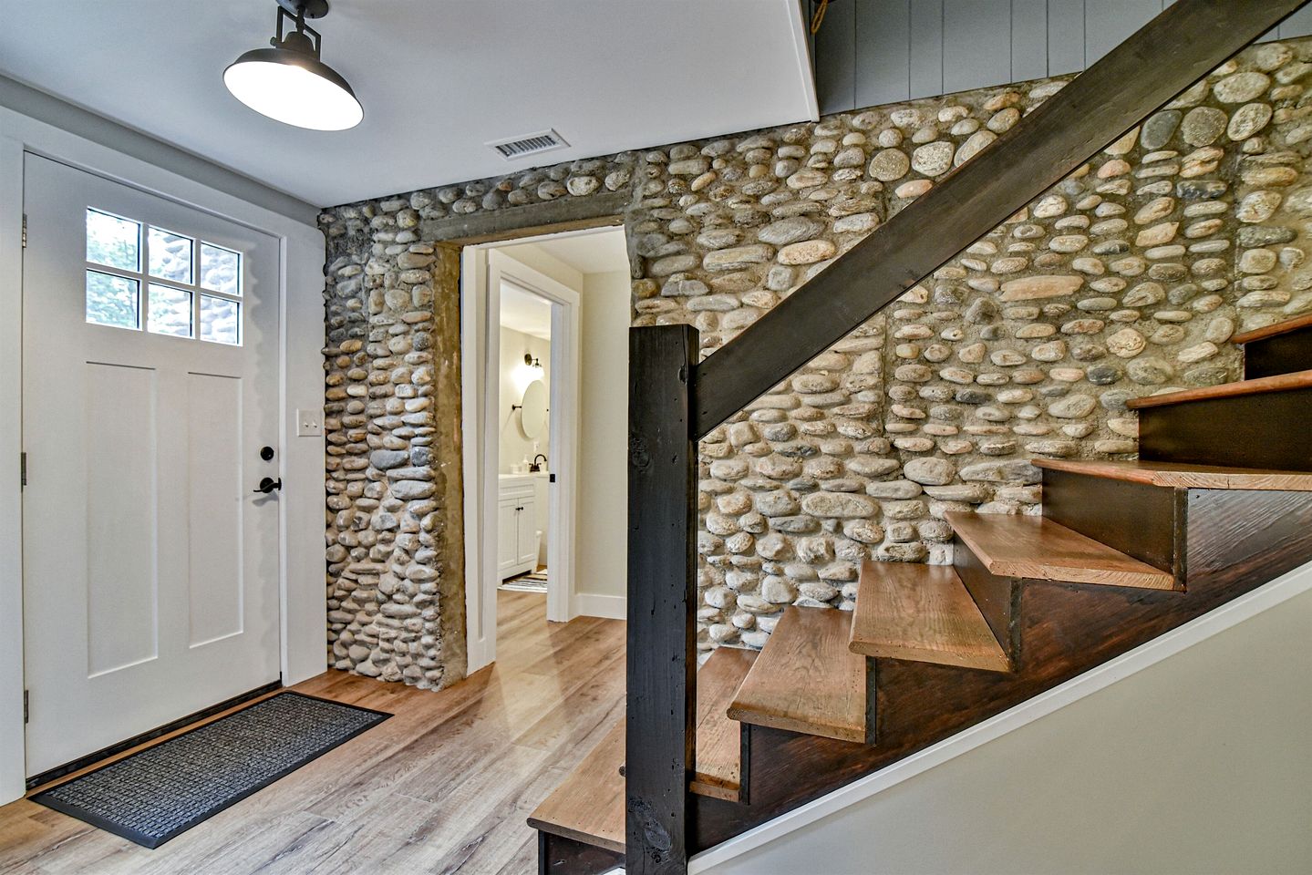 Renovated Bungalow with Panoramic Sunset Views near Black Mountain, NC