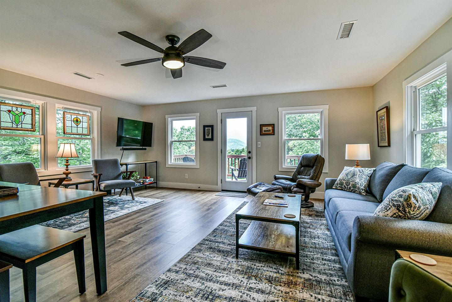 Renovated Bungalow with Panoramic Sunset Views near Black Mountain, NC