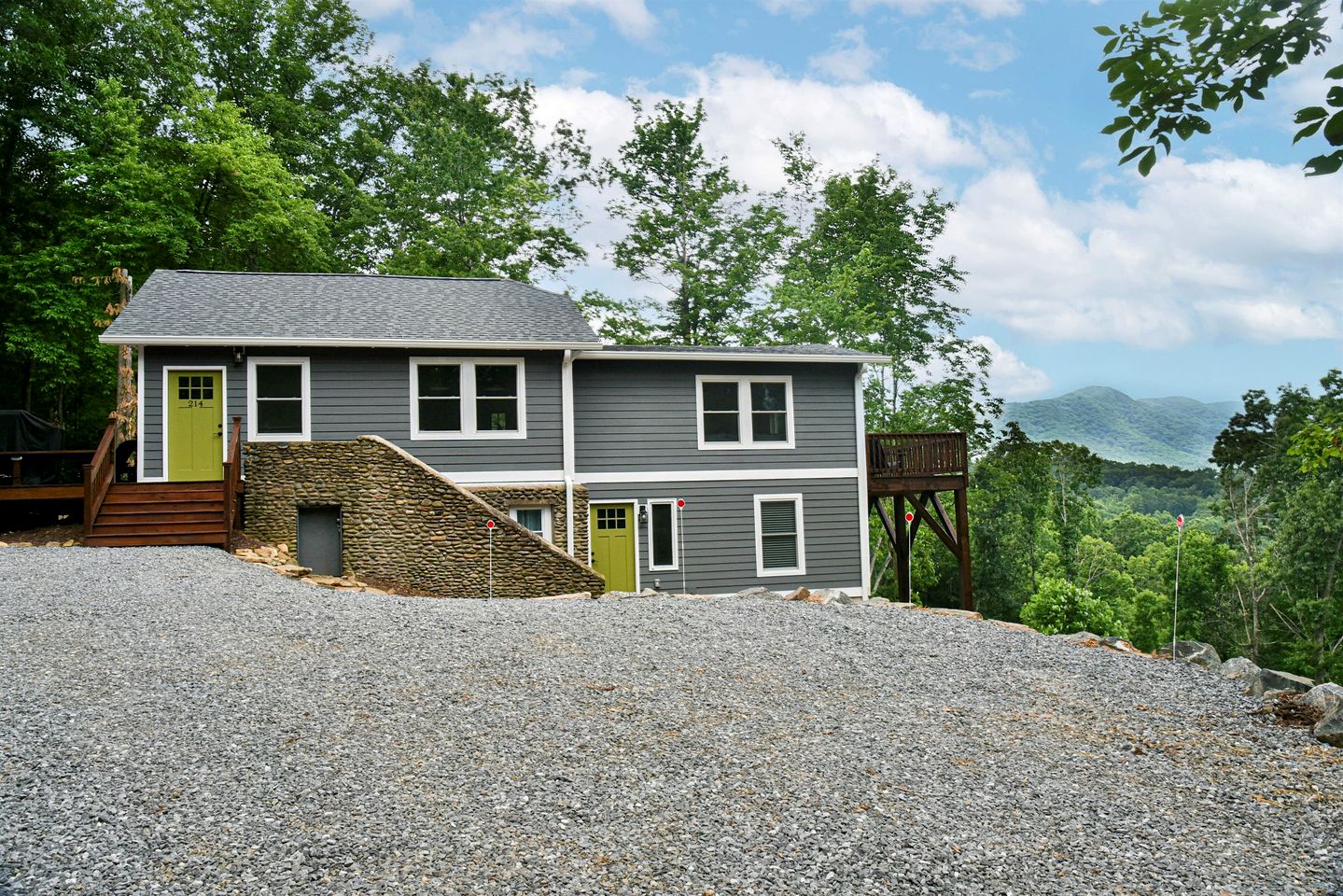 Renovated Bungalow with Panoramic Sunset Views near Black Mountain, NC