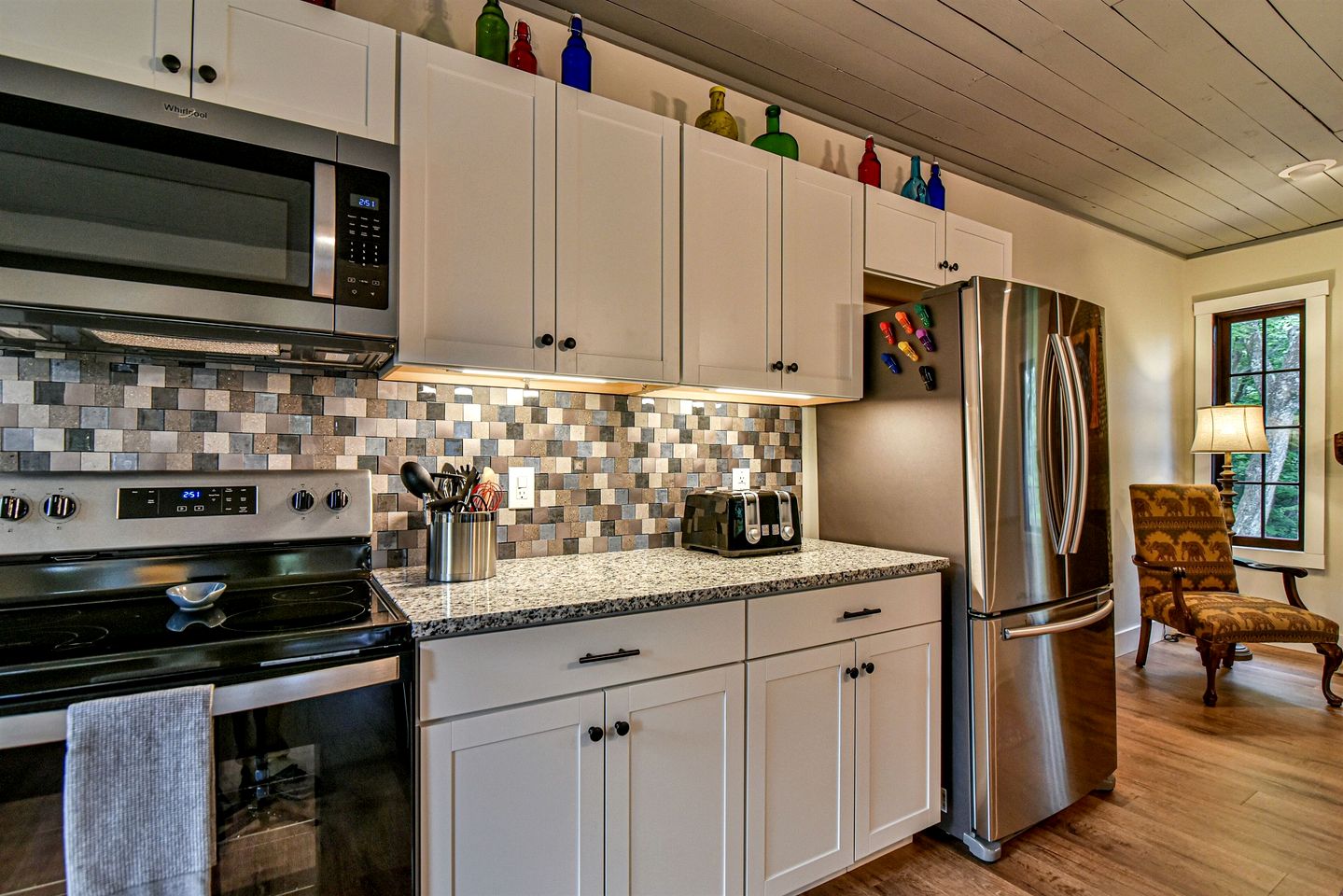 Renovated Bungalow with Panoramic Sunset Views near Black Mountain, NC