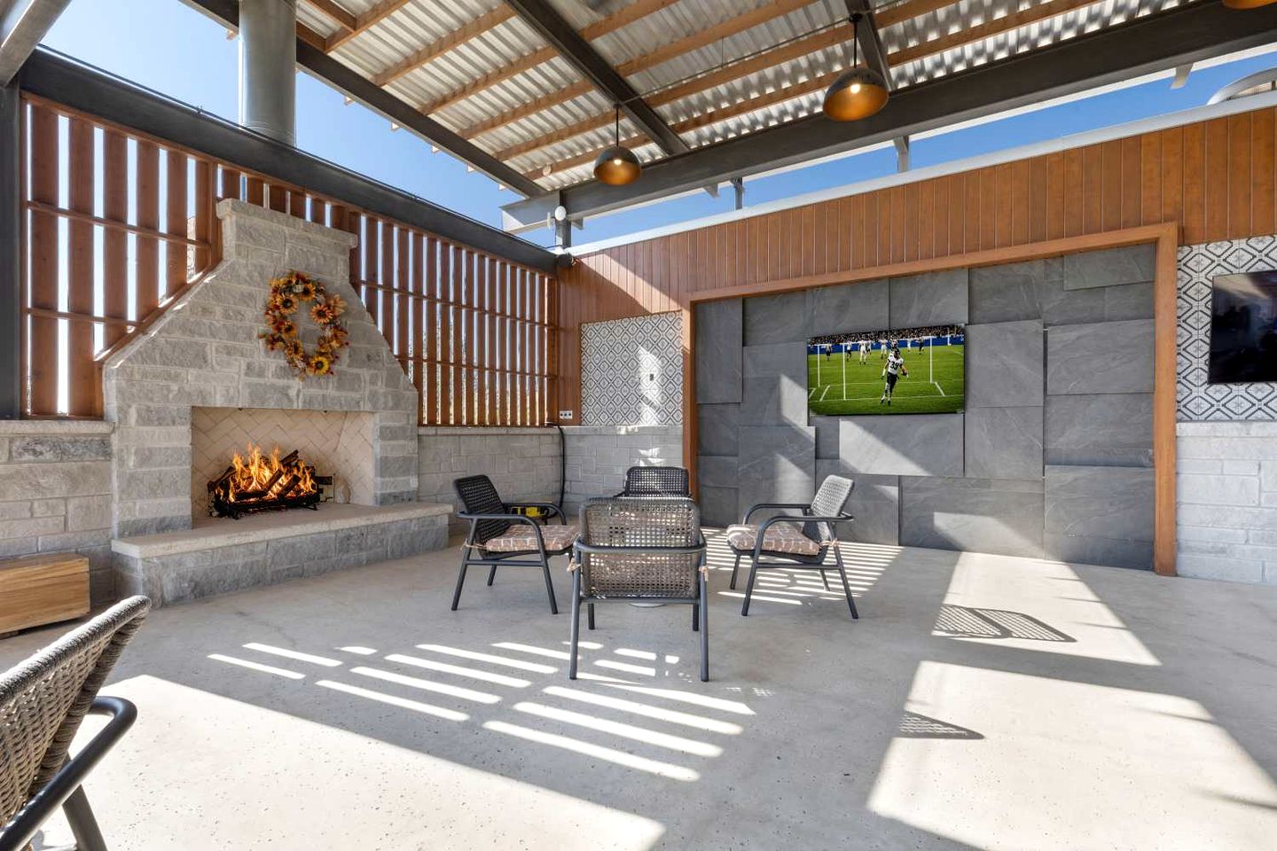 Rustic-Modern Tiny Home Retreat with Resort Amenities Near Fredericksburg, TX