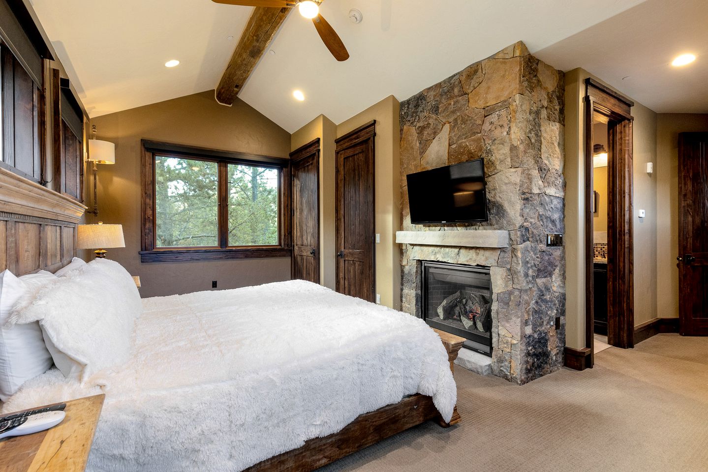 Rocky Mountains Retreat: Gorgeous Vacation Rental in Copper Mountain, Colorado