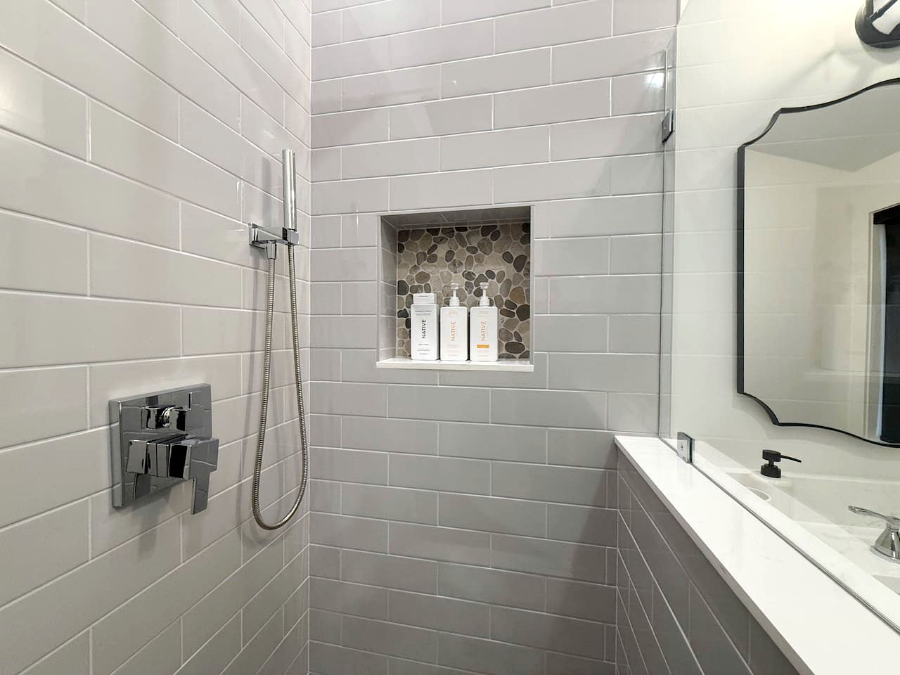 Mountain Luxury Meets Comfort with Private Hot Tub in Intervale, New Hampshire