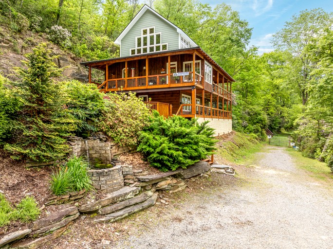 Cabins (United States of America, Blue Ridge, Georgia)